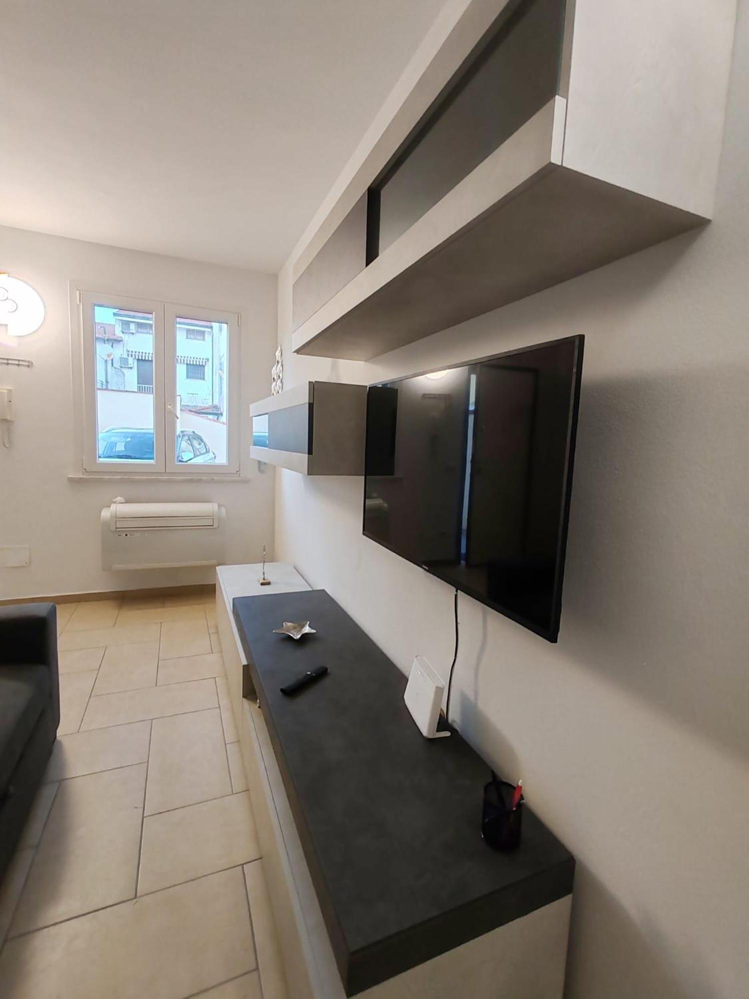 Ondina Apartment In Versilia Βιαρέτζιο Εξωτερικό φωτογραφία